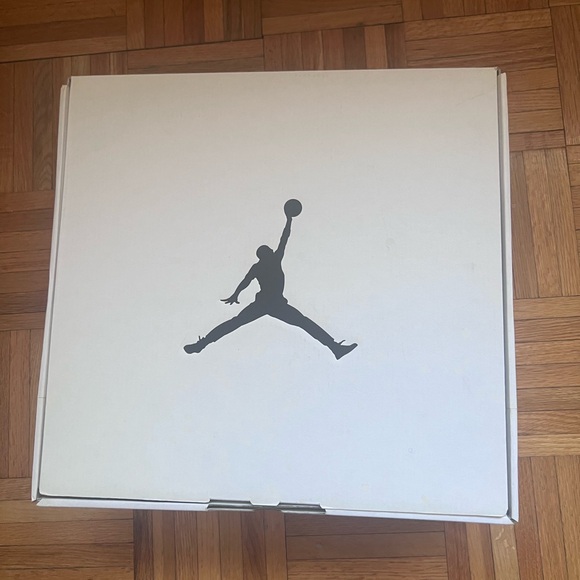 Nike Air Jordan 2011 White Grey Men's Size 12 Model # 436771-101 - Picture 10 of 10